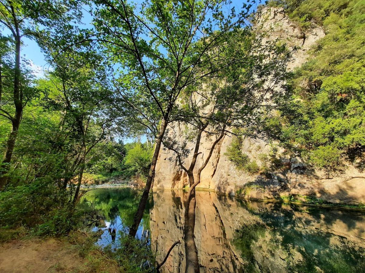 Une Chambre En Provence Correns Exterior foto